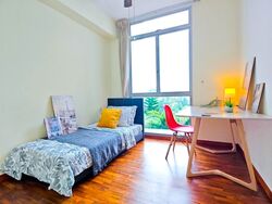 The Lakeshore (D22), Condominium #612490471
